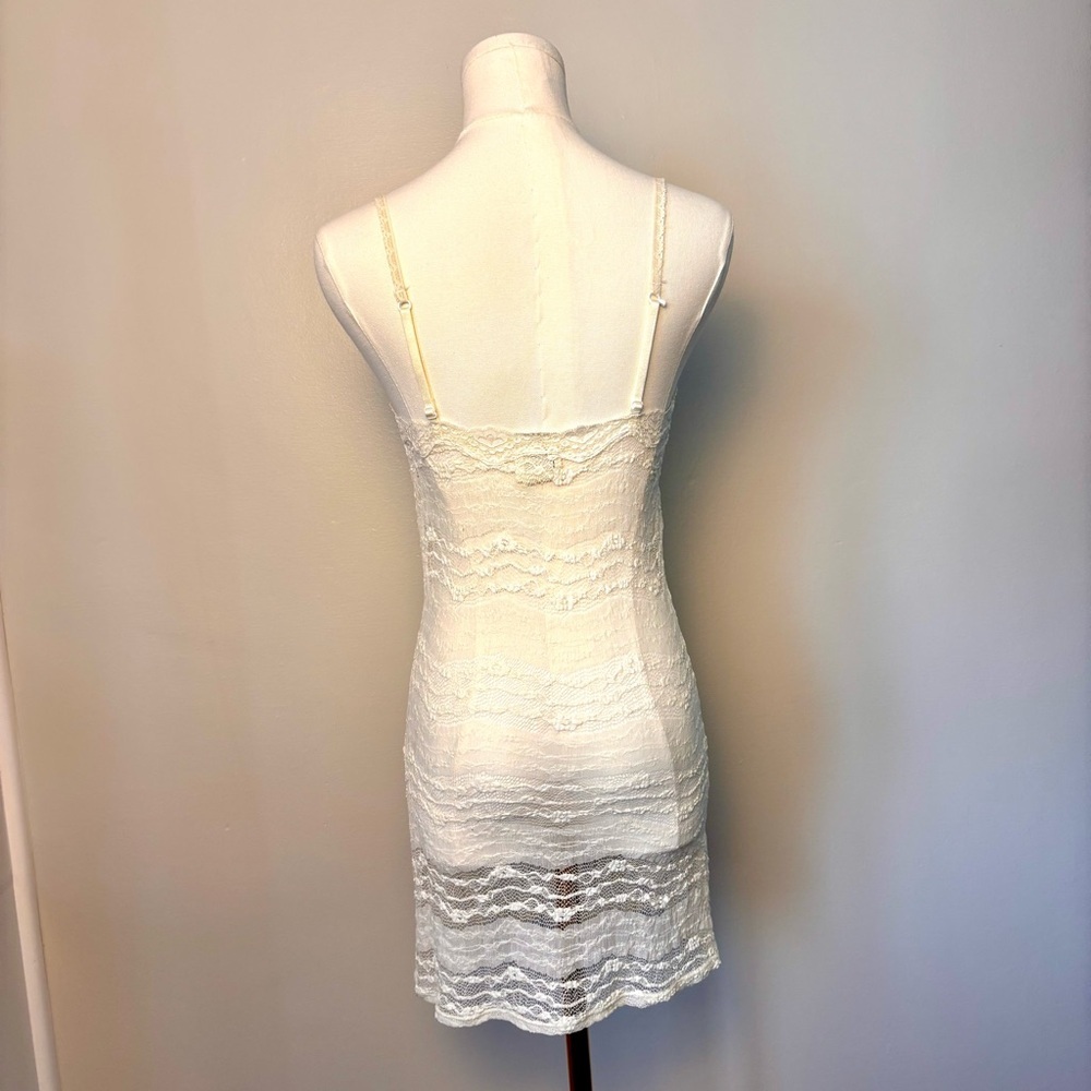 Free People Cream Lace Pull On Slip Adjustable Staps - Picture 6 of 9